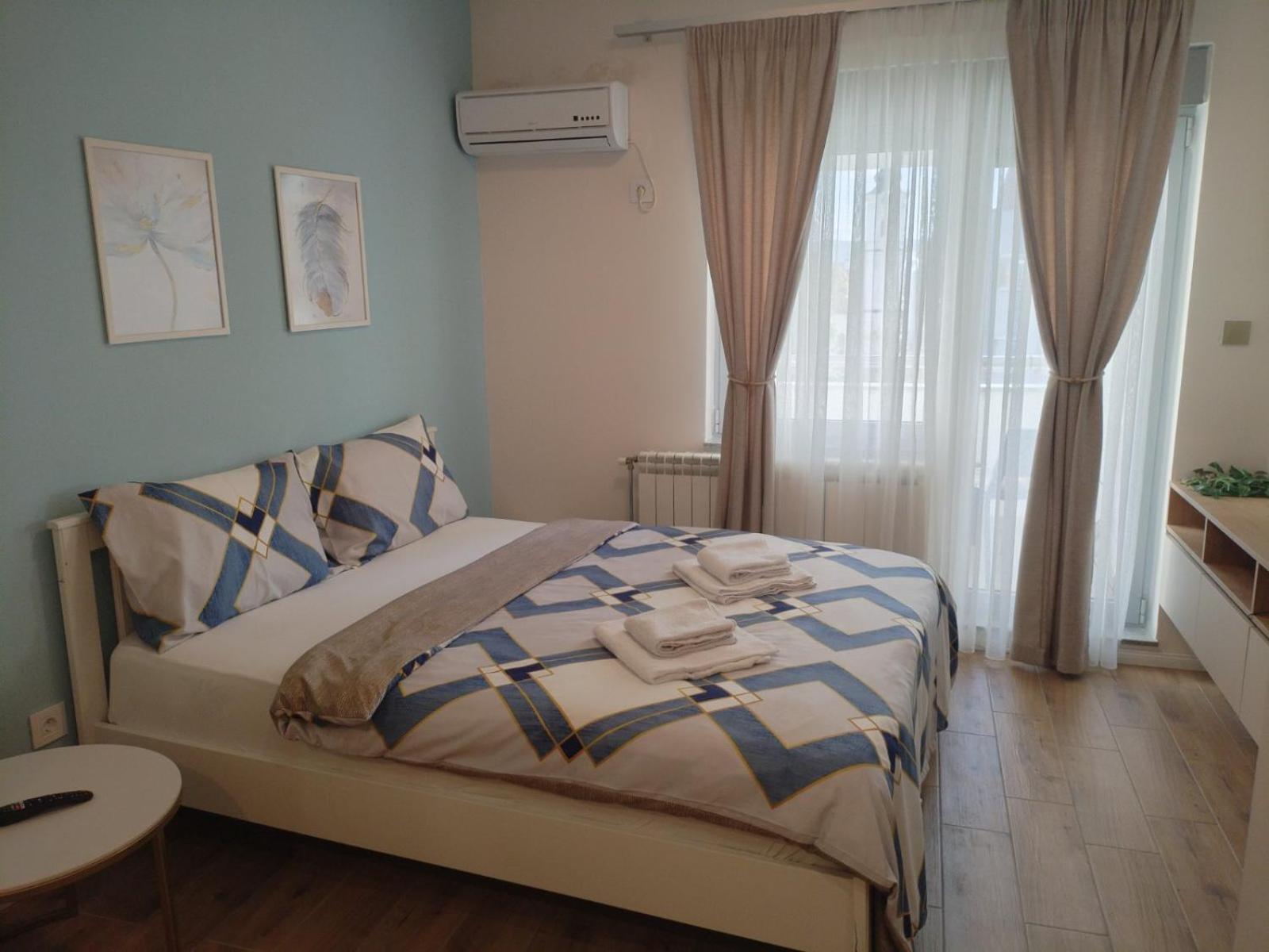 נובי סאד Apartment Centrum - Free Private Parking מראה חיצוני תמונה