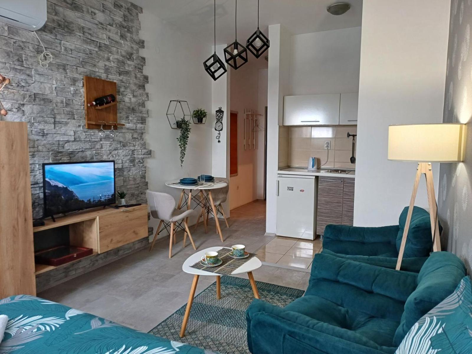 נובי סאד Apartment Centrum - Free Private Parking מראה חיצוני תמונה