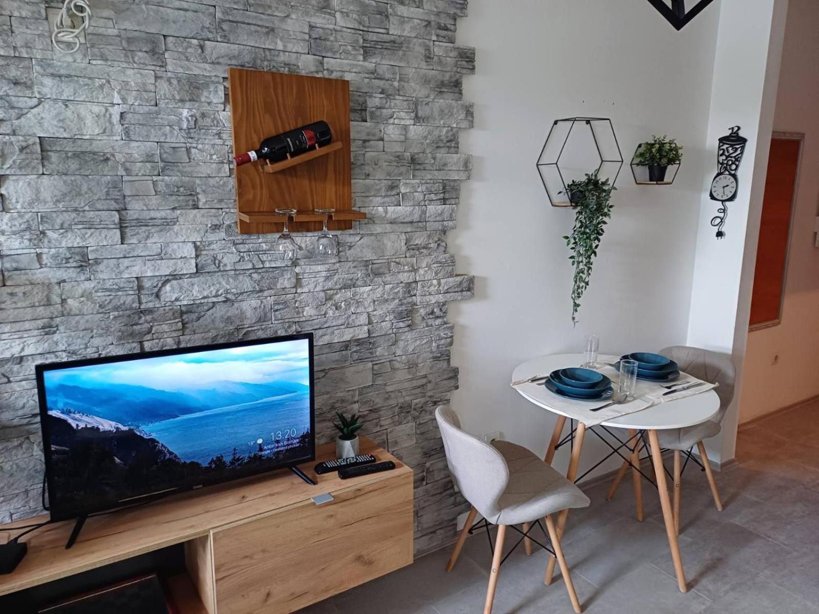 נובי סאד Apartment Centrum - Free Private Parking מראה חיצוני תמונה